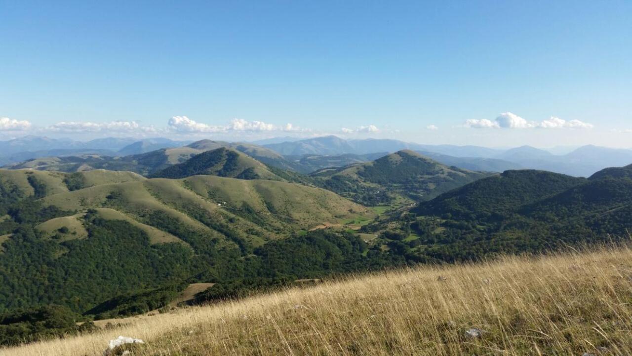 Agriturismo Pettino Кампелло-суль-Клитунно Экстерьер фото