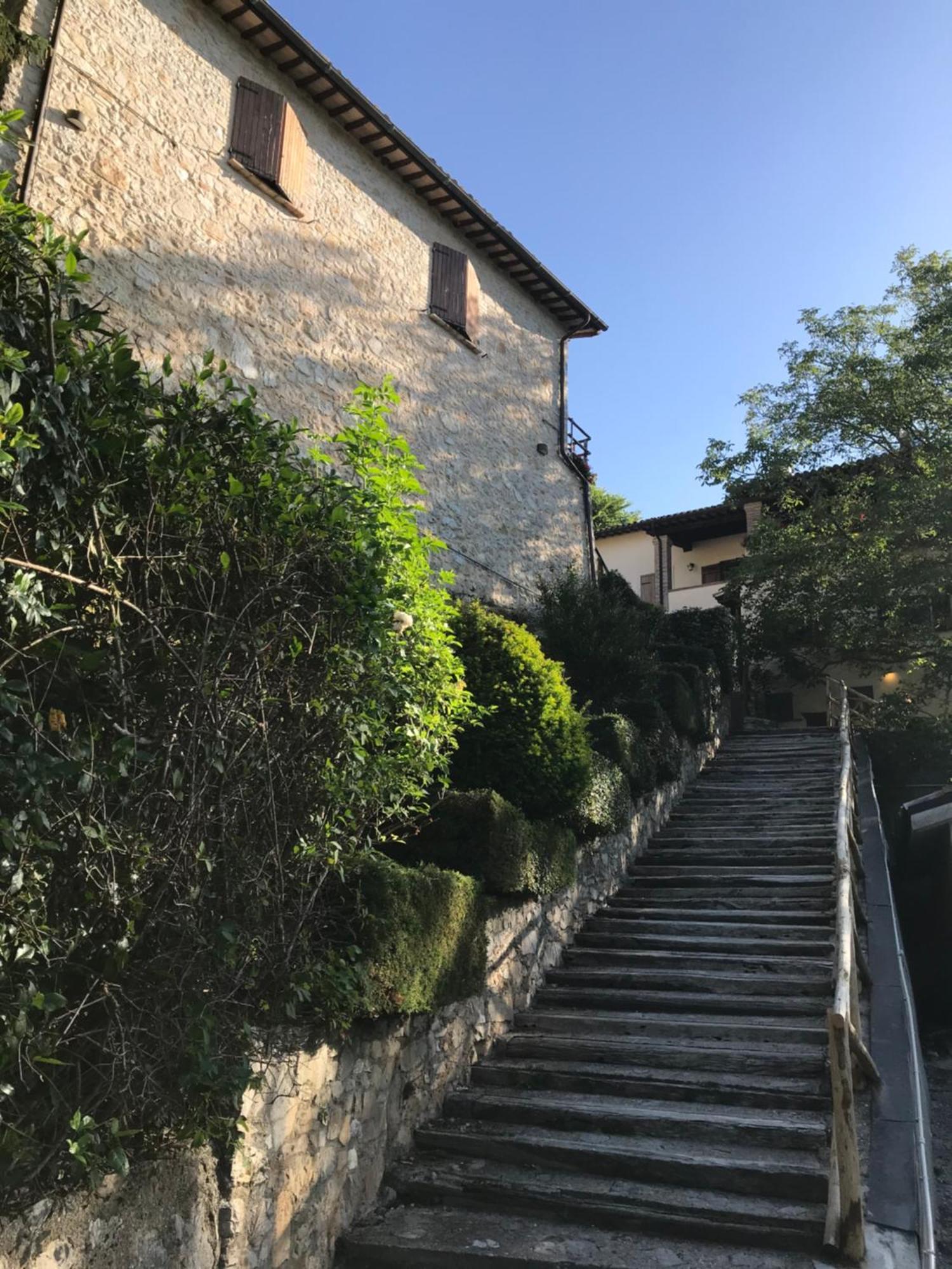 Agriturismo Pettino Кампелло-суль-Клитунно Экстерьер фото