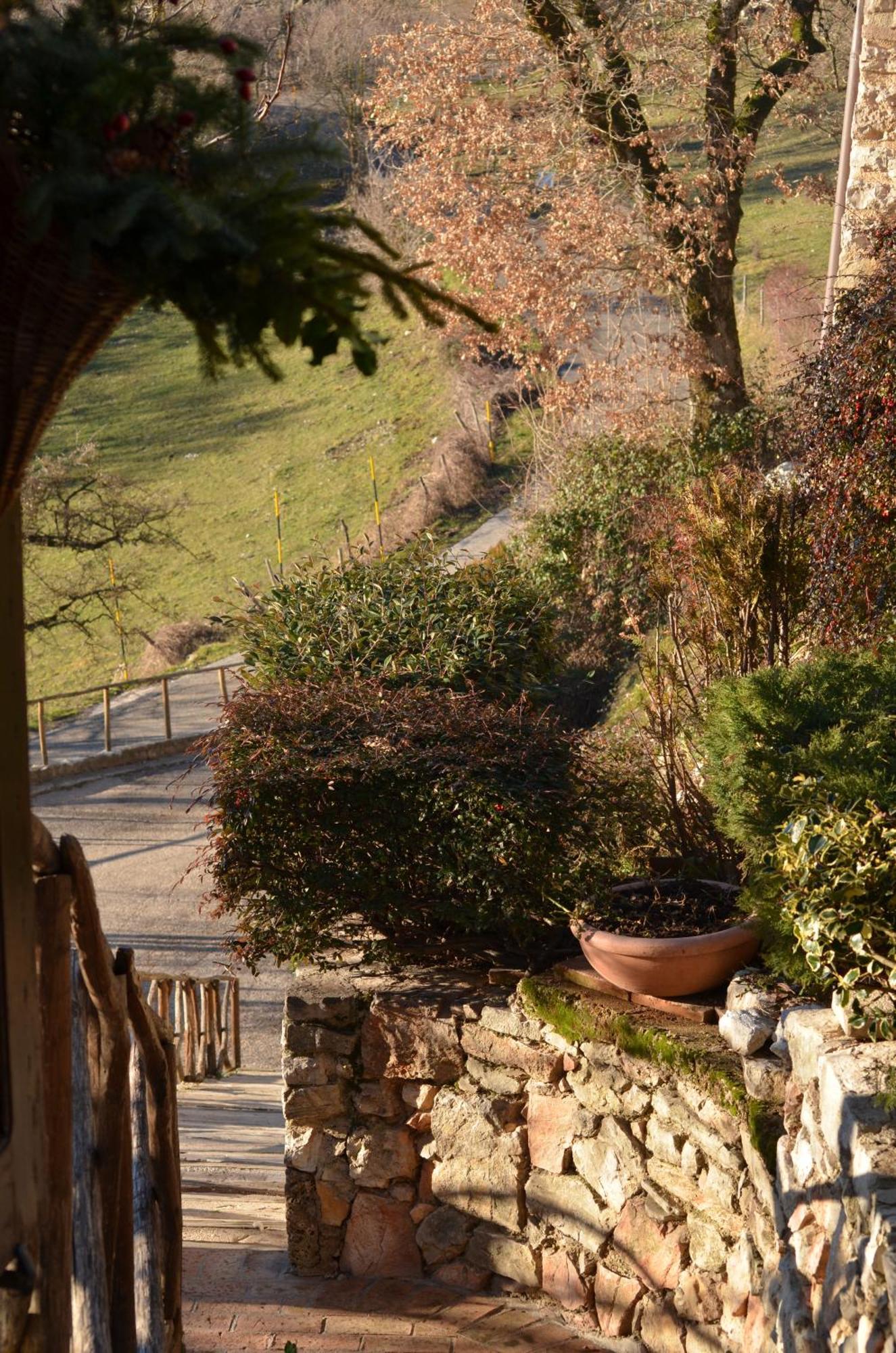 Agriturismo Pettino Кампелло-суль-Клитунно Экстерьер фото